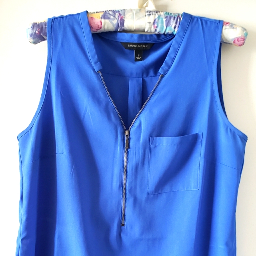 Banana Republic Sleeveless Blouse